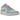 Jordan 1 Low SE Somos Eternos sneakers i en vinklad profil med färgglada detaljer, vit ovandel och klassisk snörning