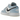 Air Jordan 1 Low Ice Blue Black sneakers i en snygg profilvy med ljusblå ovandel, svart Swoosh i läder och en ren vit mellansula med vit yttersula.