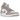 Air Jordan 1 Mid Linen sneakers i en vinklad profilvy med beige läderöverdel, vit mellansula och klassisk Jumpman-logotyp på plösen