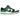 Nike SB Dunk Low Classic Green sneakers i en klassisk vinklad profilvy med grönt läder, vita sidopaneler, svart swoosh och en vit sula