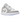 Air Jordan 1 Low Wolf Grey sneakers i sidoprofil med grå mockapaneler, vit swoosh-logotyp, vita skosnören och en klassisk gummisula