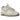 Nike Air Max 90 Terrascape Light Bone sneakers i en vinklad vy med beige ovandel, grå detaljer, genomskinlig sula och ikonisk Air-enhet