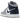 Air Jordan 1 Mid Wolf Grey Midnight Navy sneakers i sidoprofil med grå läderdetaljer, mörkblå swoosh-logotyp och vit sula
