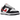Nike Dunk Low Retro Red Swoosh Panda sneakers i profil. Svarta läderpaneler, vit bas och en kontrasterande röd Nike-swoosh på sidan.