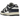 Nike Dunk Low PRM Vintage Navy sneakers sedda från sidan med vit läderbas, marinblå detaljer och en klassisk gummisula med synliga sömmar.