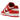 Nike Dunk Low Valentines Day (2024) sneakers i en vinklad vy med krämfärgad ovandel, vinröda detaljer och en rosa swoosh-logotyp.