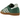 Adidas Samba Collegiate Green Gum Grey Toe sneakers i en vinklad profilvy med grön ovandel, ikoniska vita ränder och en brun gummisula