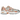 New Balance 530 Silver Metallic Infield Clay sneakers i profilvy med silverdetaljer, ovandel i mesh och en beigefärgad sula med dämpning.