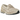 New Balance 1906L Khaki sneakers sedda från sidan i en ljus khakifärgad ton med detaljerad ovandel i mesh, beige läderdetaljer och en chunky sula