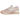 New Balance 574 Light Pink Angora sneakers i en elegant vinklad profil, med en ovandel i mocka och textil samt en klassisk vit mellansula