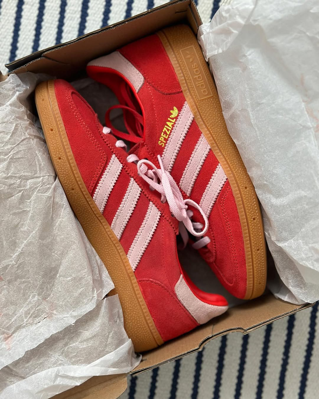 Miniatyrbild av Adidas Handball Spezial Bright Clear Pink 2