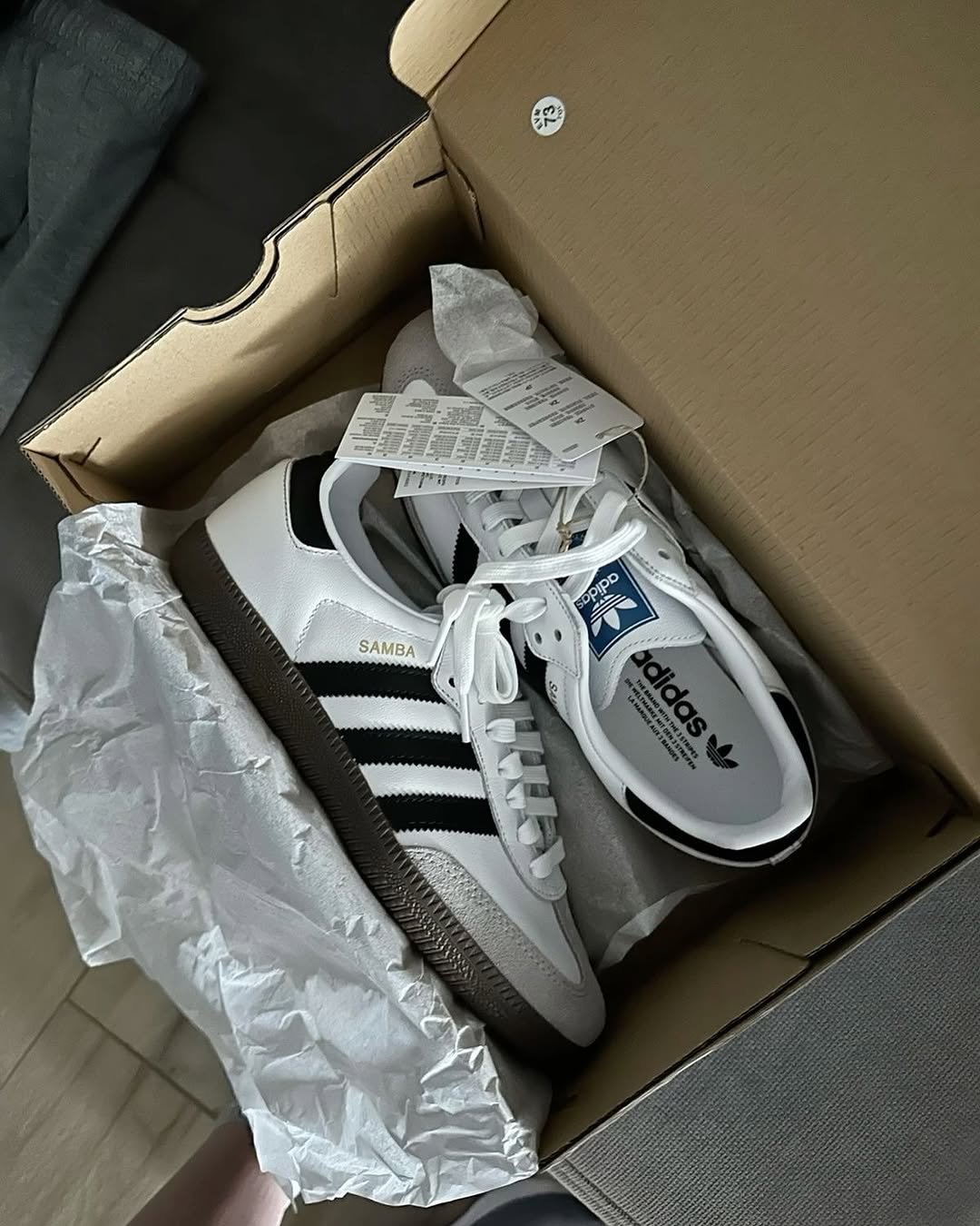 Miniatyrbild av Adidas Samba Cloud White Core Black 3