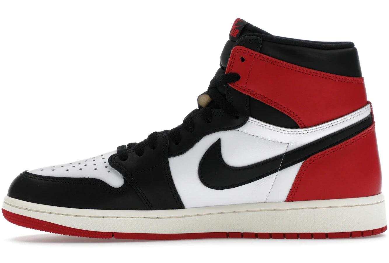 Miniatyrbild av Air Jordan 1 Retro High OG Black Toe Reimagined 3