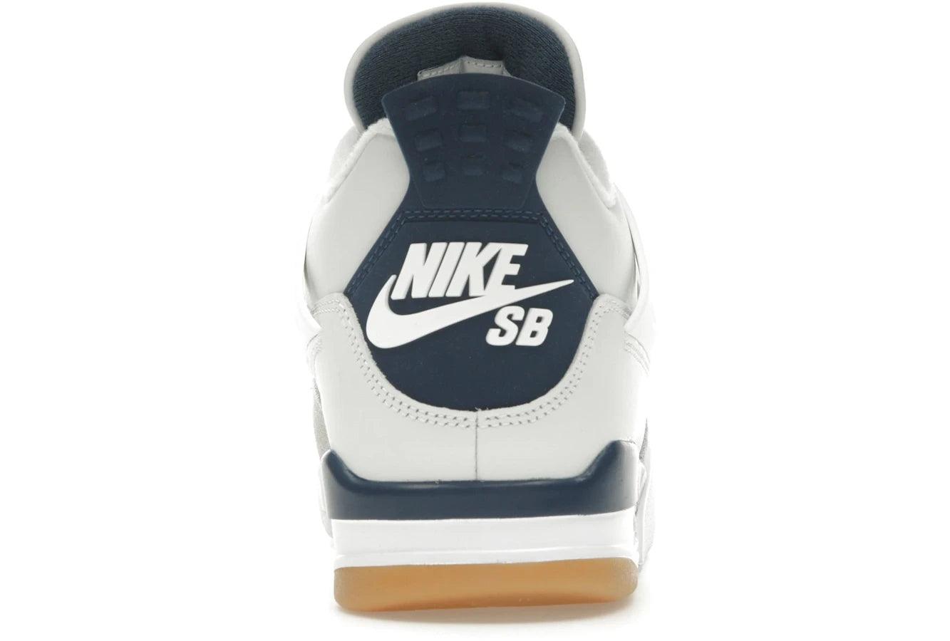 Miniatyrbild av Air Jordan 4 Retro SB Navy 4