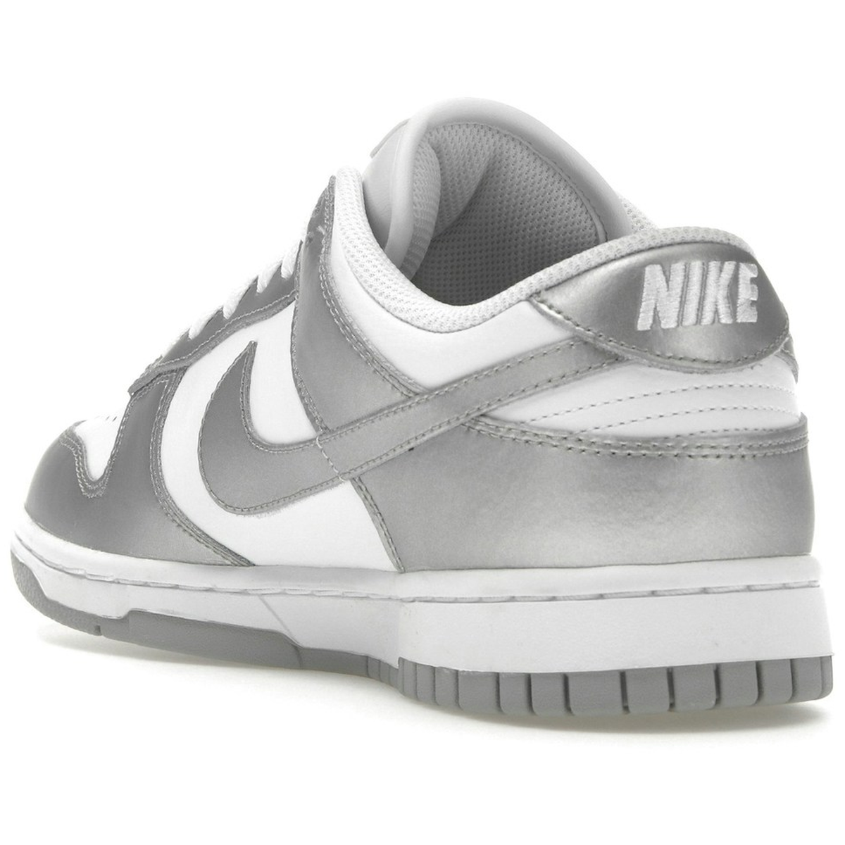 Miniatyrbild av Nike Dunk Low Metallic Silver 4
