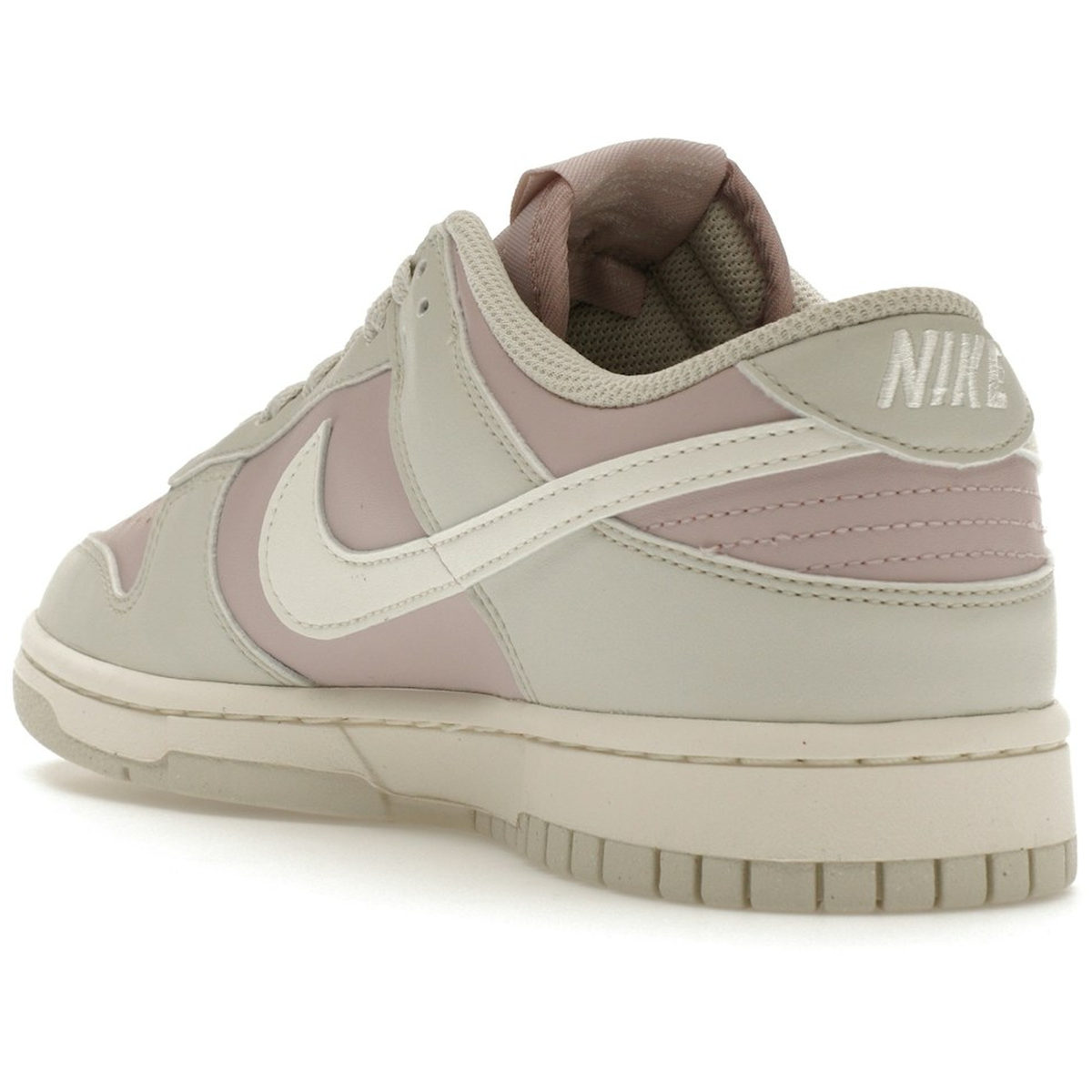 Miniatyrbild av Nike Dunk Low Next Nature Platinum Violet 4