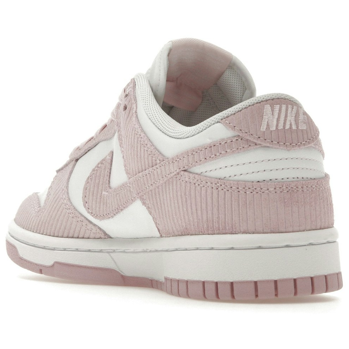 Miniatyrbild av Nike Dunk Low Pink Corduroy 4