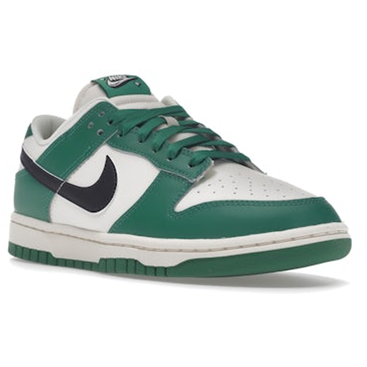 Miniatyrbild av Nike Dunk Low SE Lottery Pack Malachite Green 2