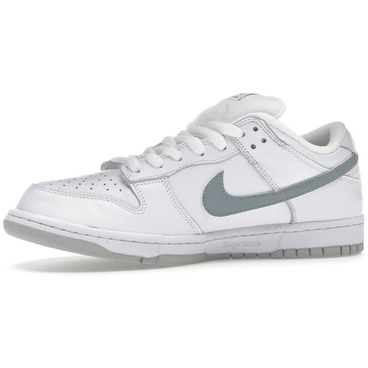 Miniatyrbild av Nike SB Dunk Low Supreme 94 White Metallic Silver 3