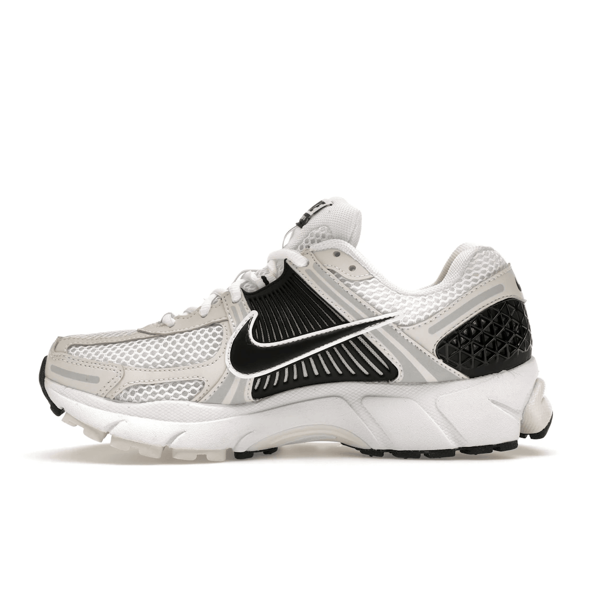 Miniatyrbild av Nike Zoom Vomero 5 White Black 3